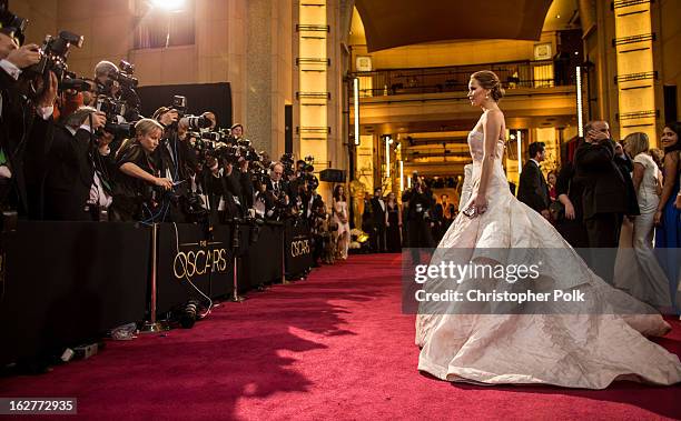 Actress Jennifer Lawrence arrives at the Oscars held at Hollywood & Highland Center on February 24, 2013 in Hollywood, California.