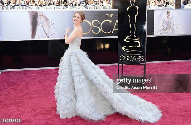 Actress Amy Adams arrives at the Oscars at Hollywood & Highland Center on February 24, 2013 in Hollywood, California.