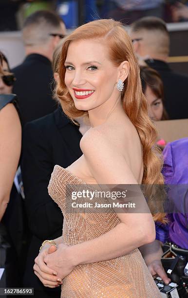 Actress Jessica Chastain arrives at the Oscars at Hollywood & Highland Center on February 24, 2013 in Hollywood, California.