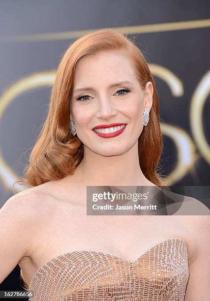 Actress Jessica Chastain arrives at the Oscars at Hollywood & Highland Center on February 24, 2013 in Hollywood, California.