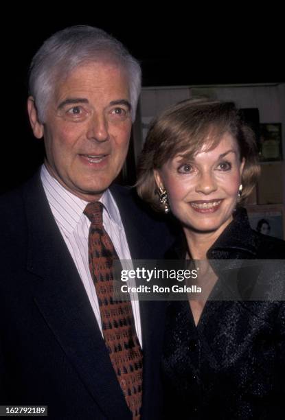Nick Clooney and Nina Clooney attend the premiere of "The Peacemaker" on September 22, 1997 at the Ziegfeld Theater in New York City.