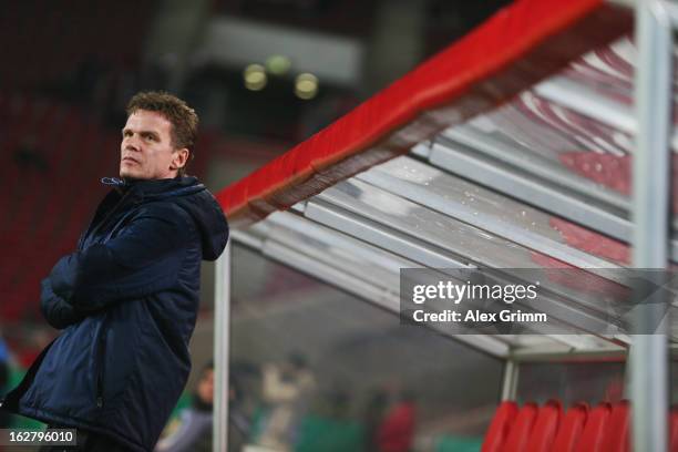 Head coach Karsten Neitzel of Bochum looks on prior to the DFB Cup Quarter Final match between VfB Stuttgart and VfL Bochum at the Mercedes-Benz...