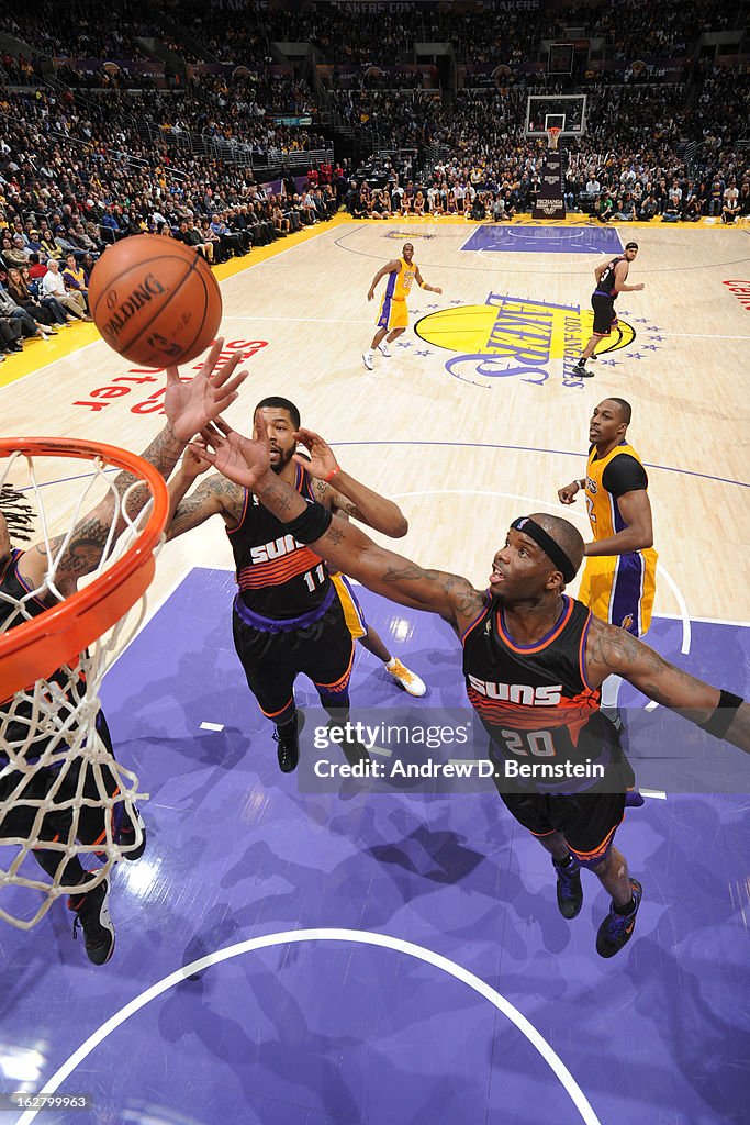 Phoenix Suns v Los Angeles Lakers