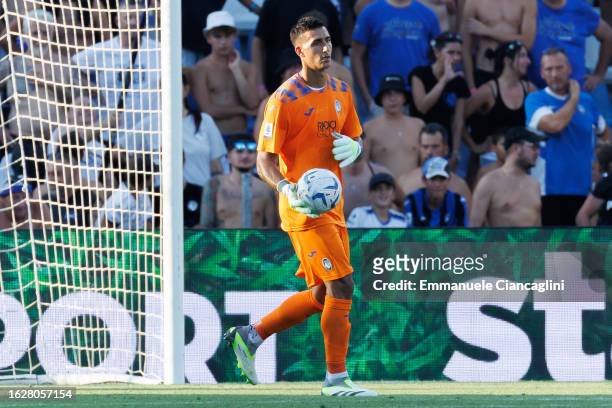 Juan Musso of Atalanta BC in action during the Serie A TIM match between US Sassuolo and Atalanta BC at Mapei Stadium - Citta' del Tricolore on...
