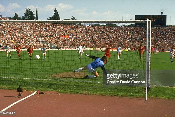 Dibarolomei of A S Roma scores during the European Cup Semi- Final against Dundee United at the Olympic Stadium in Rome. A S Roma won the match 3-0....