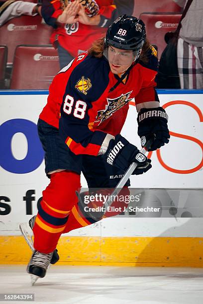 Peter Mueller of the Florida Panthers skates on the ice prior to the start of the game against the Pittsburgh Penguins at the BB&T Center on February...