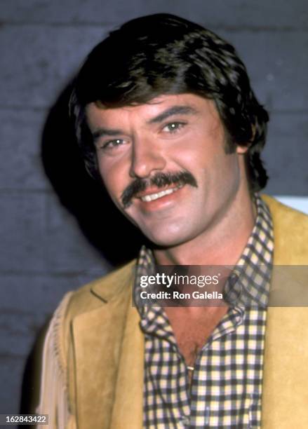 Actor Robert Urich attends the Taping of "The Merv Griffin Show" on March 12, 1980 at TAV Celebrity Theatre in Hollywood, California.