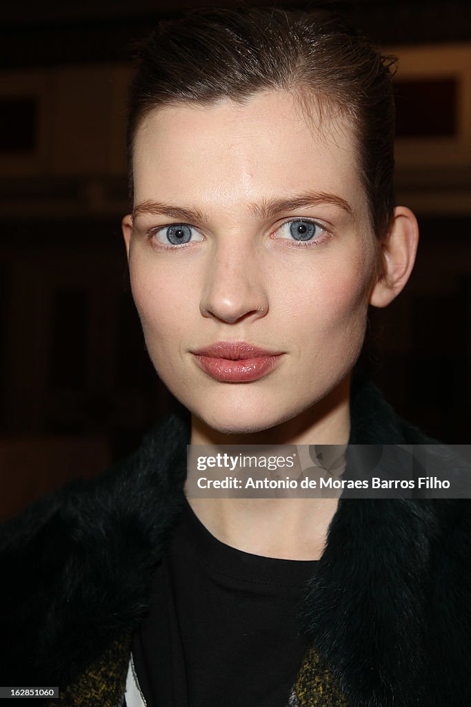 Barbara Bui- Backstage - PFW F/W 2013