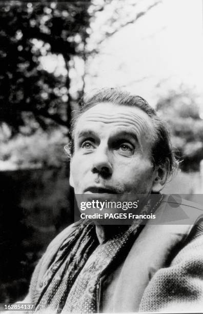 Louis-Ferdinand Celine Living As A Recluse In Meudon. Louis-Ferdinand CELINE à 63 ans, de face, dans le jardin de sa maison Second Empire de Meudon...