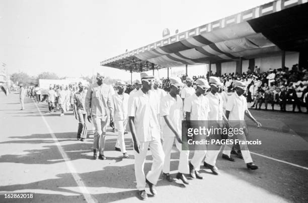 Official Visit Of President George Pompidou To Niger. Au Niger, en février 1972, depuis l'indépendance de ce pays, c'est la première visite d'un...