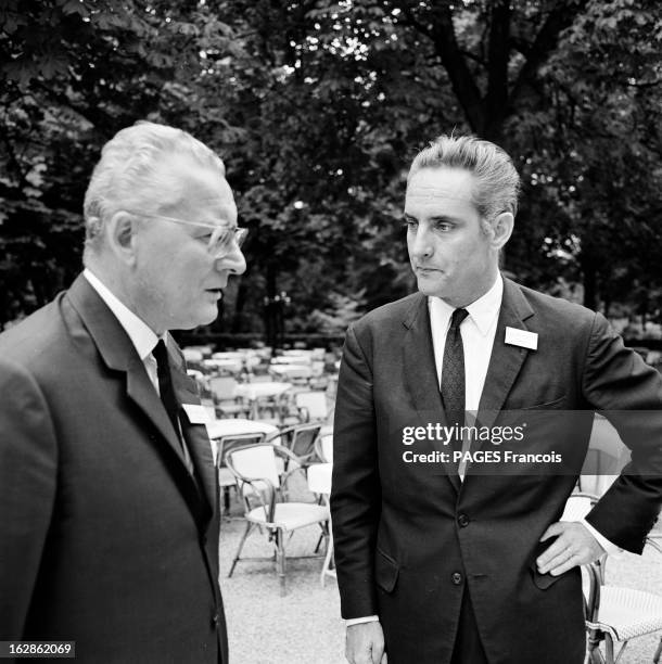 Meeting Of The Udr Party Union For The Defense Of The Pepublique. Paris le 28 juillet 1968, au restaurant 'la Cascade' du bois de Boulogne, réunion...