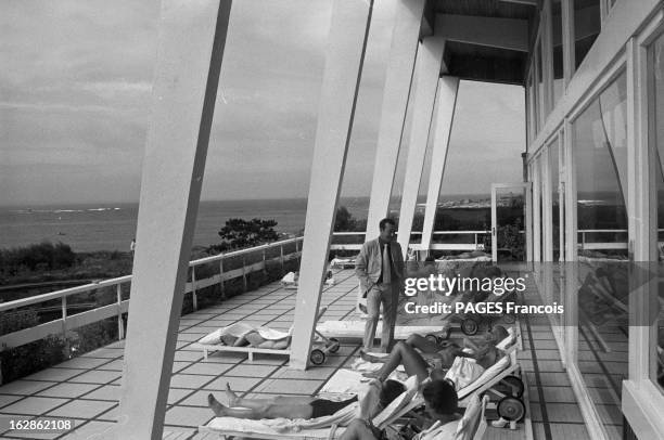 Rendezvous With Louison Bobet, Ceo Of A Thalassotherapy Center. France, Quiberon, 25 juillet 1973, Louison BOBET, ancien coureur cycliste profite de...