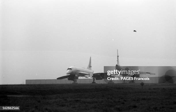 Air France'S Supersonic Concorde. France, 17 novembre 1983, Le Concorde est un avion de transport supersonique construit par l'association de...