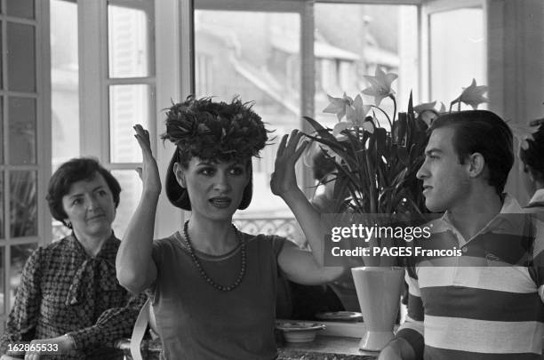 Wedding Of Paloma Picasso And Rafael Lopez Sanchez. France, Paris, 5 mai 1978, Paloma PICASSO est une créatrice de mode et une femme d'affaires...