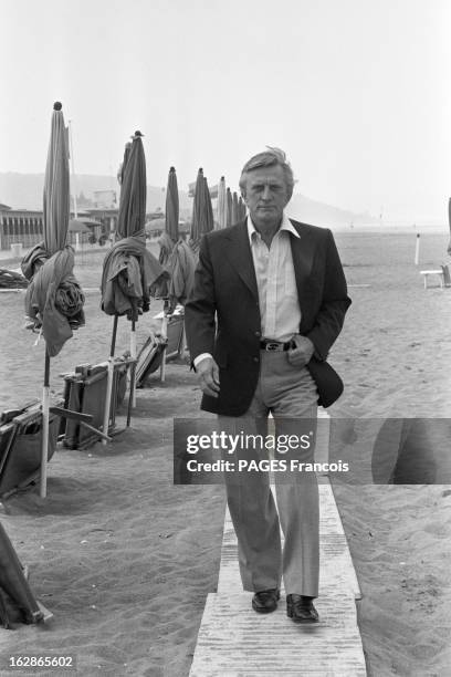 Deauville Festival 1987. En septembre 1987, dans le cadre de la douzième édition du Festival du cinéma américain de Deauville, l'acteur Kirk DOUGLAS,...