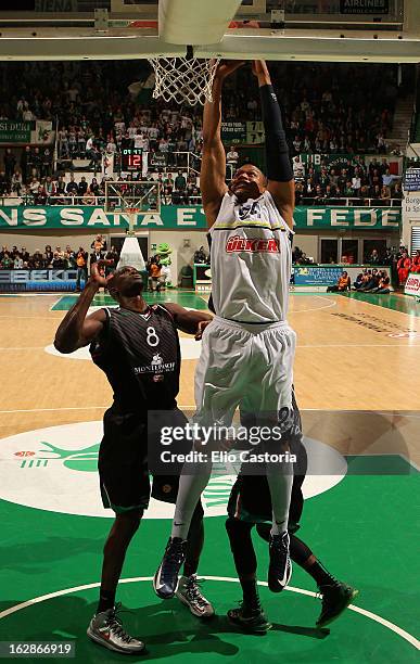 Mike Batiste, #24 of Fenerbahce Ulker Istanbul in action during the 2012-2013 Turkish Airlines Euroleague Top 16 Date 9 between Montepaschi Siena v...