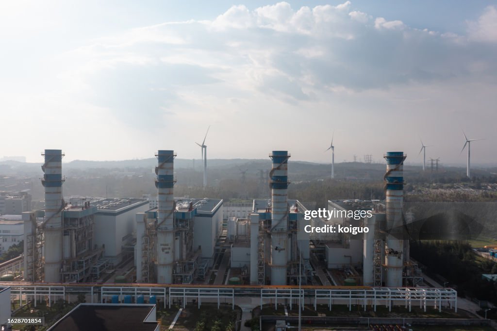 LPG power plants and wind farms