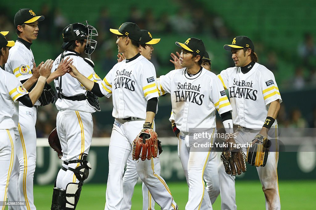 2013 World Baseball Classic Pool A - Team Brazil v. SoftBank Hawks