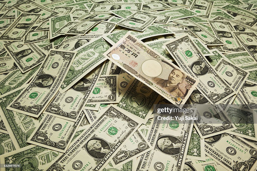 Japan yen  on the  US dollar banknotes