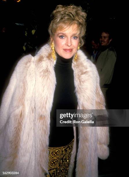 Actress Jill Eikenberry attends the 45th Annual Golden Globe Awards on January 23, 1988 at Beverly Hilton Hotel in Bevelry Hills, California.