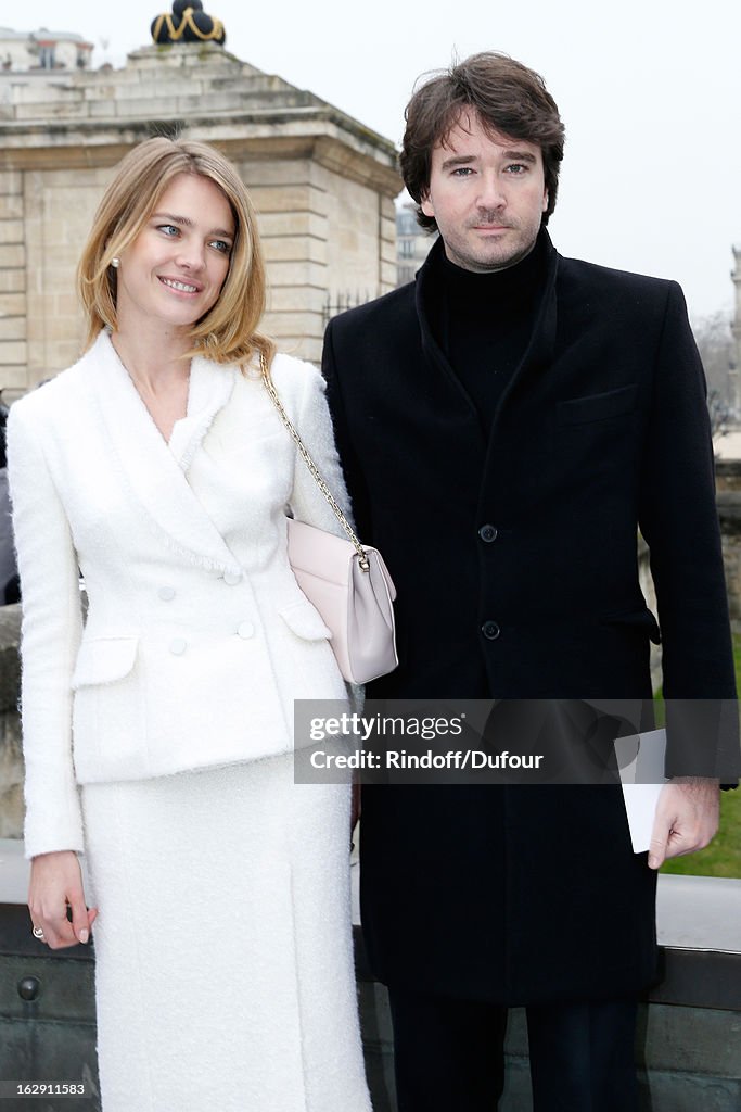 Christian Dior - Outside Arrivals - PFW F/W 2013