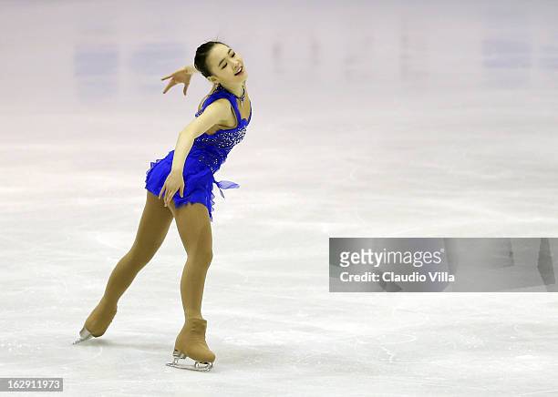 So Youn Park of Korea skates in the Junior Ladies Short Program during day 5 of the ISU World Junior Figure Skating Championships at Agora Arena on...