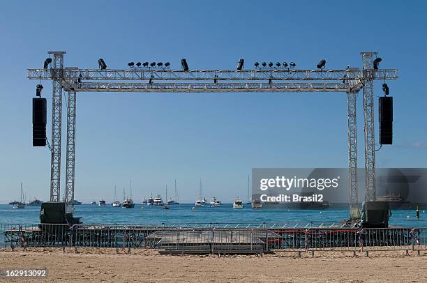 truss backstage structure - on the beach backstage stock pictures, royalty-free photos & images