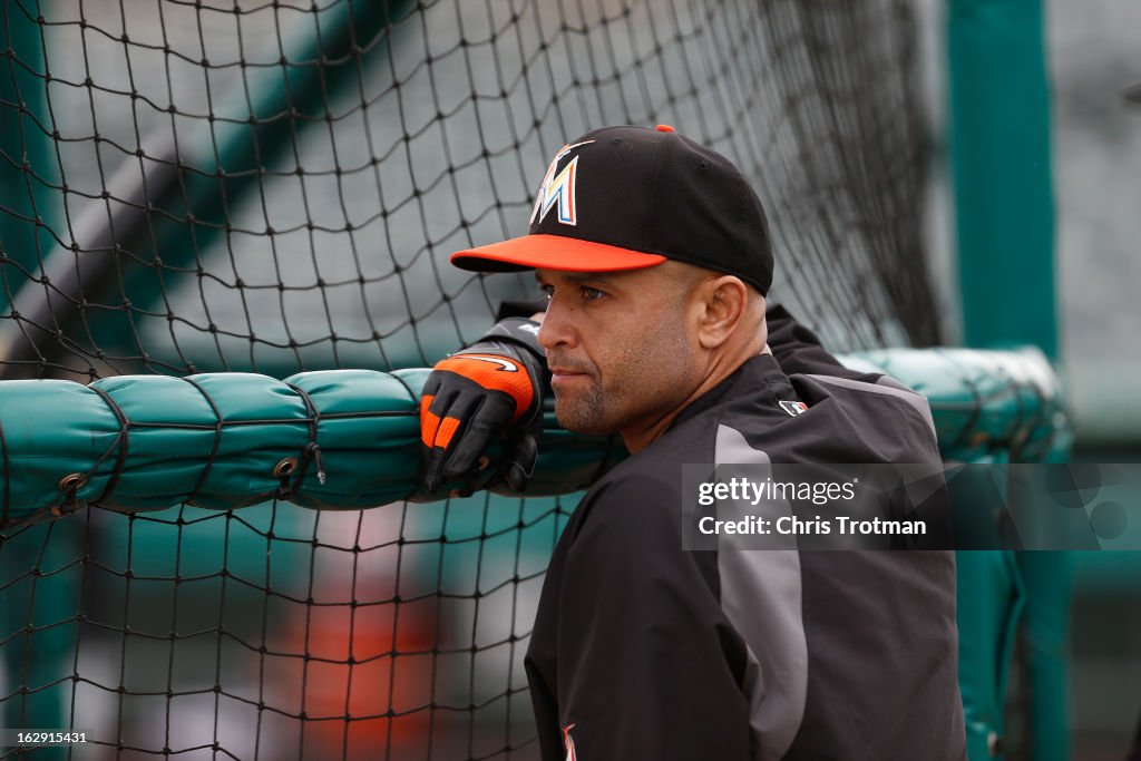 Miami Marlins v St Louis Cardinals