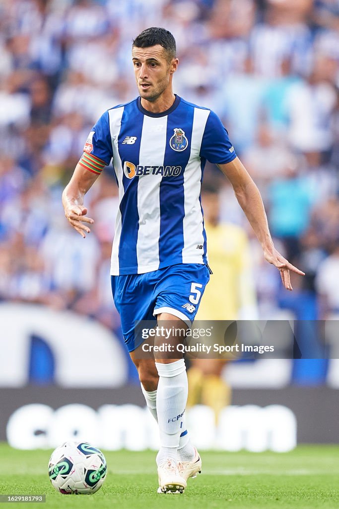 FC Porto v SC Farense - Liga Portugal Betclic