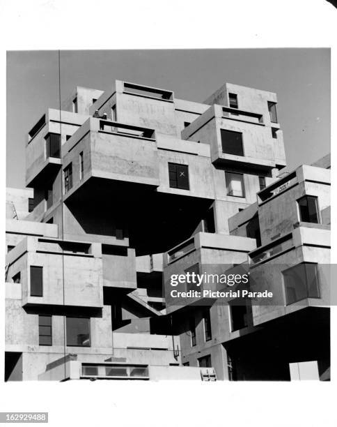 67 Building Habitat 67 Montreal Canada Photos and Premium High Res Pictures - Getty ...