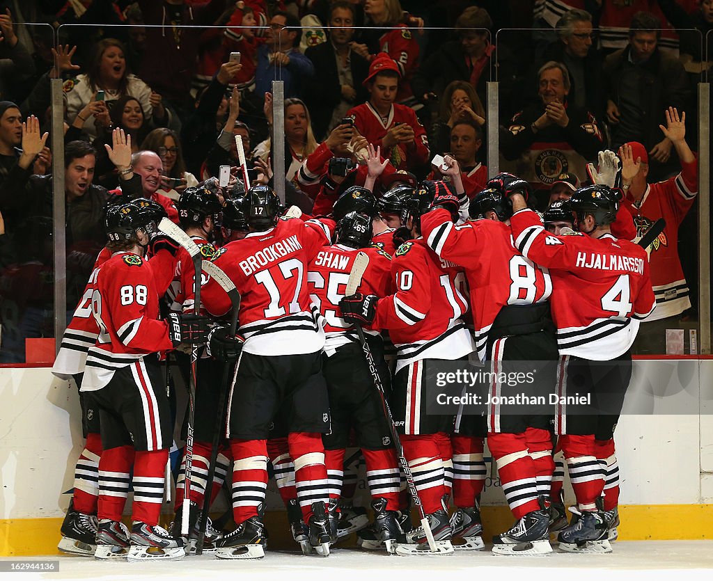 Columbus Blue Jackets v Chicago Blackhawks