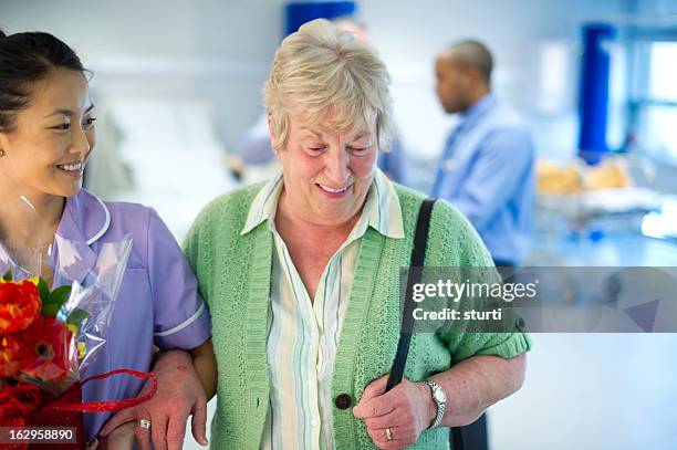 leaving hospital - farewell in 2012 stock pictures, royalty-free photos & images