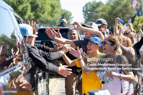 El Segundo, CA The El Segundo Little League team is welcomed home Monday, Aug 28 after they won the Little League World Series with a 6-5 victory...