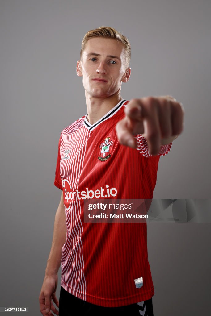 Southampton FC complete the loan signing of Flynn Downes from West