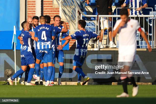 Ruben Duarte of Deportivo Alaves celebrates with teammates after scoring the team's second goal during the LaLiga EA Sports match between Deportivo...