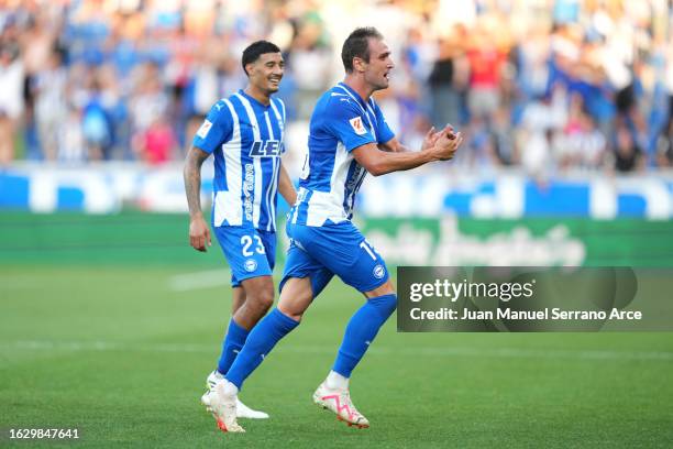 Kike of Deportivo Alaves celebrates after scoring the team's third goal during the LaLiga EA Sports match between Deportivo Alaves and Sevilla FC at...