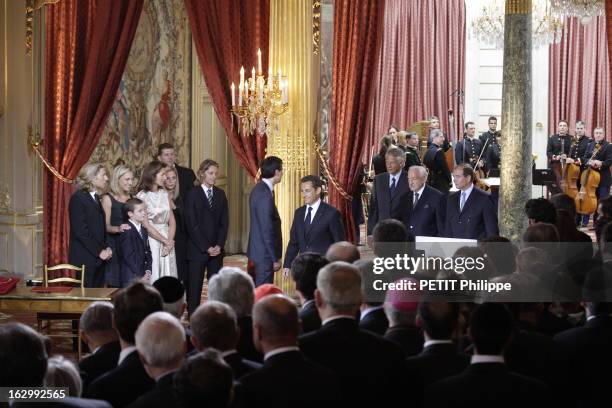 Nicolas Sarkozy Enters At The Elysee With His Family: Inauguration Ceremony. Mercredi 16 mai à l'Elysée, cérémonie d'investiture de Nicolas SARKOZY à...