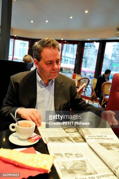 Rendezvous With Xavier Bertrand. Samedi 17 janvier, Xavier BERTRAND, nouveau secrétaire général de l'UMP et député de l'Aisne, lit la presse locale...