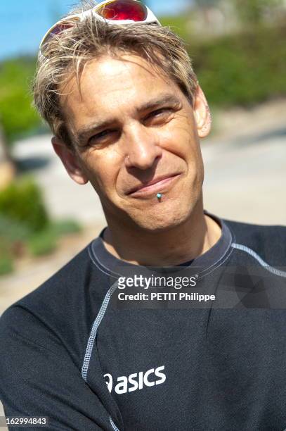 French Triathlete Pascal Pich. Pascal PICH, 47 ans, un triathlète spécialisé dans les très longues distances, se prépare à l'XTrem Tour,...