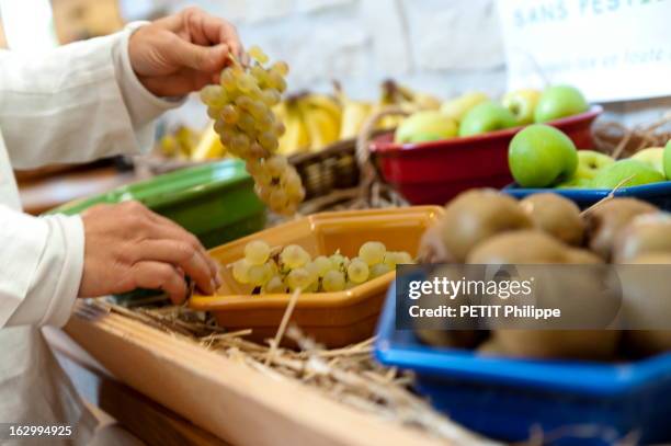 The Revolution Of Eco-Patrons: Lea Nature. Les éco-entreprises : Léa Nature est une entreprise fabriquant plus de 1 300 produits bio ou naturels dans...