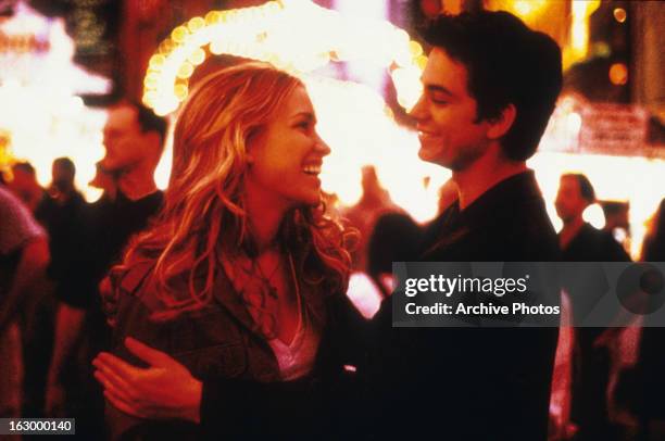 Piper Perabo and Adam Garcia in a scene from the film 'Coyote Ugly', 2000.