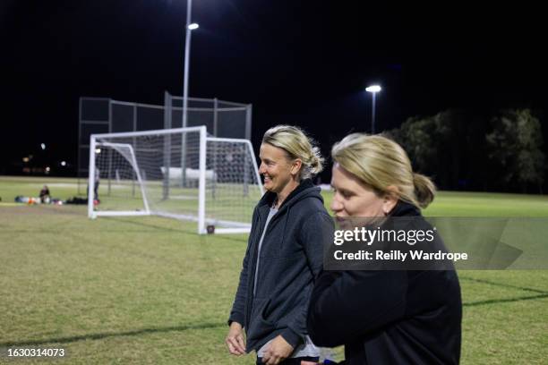 womens soccer cup fans - world cup australia stock pictures, royalty-free photos & images