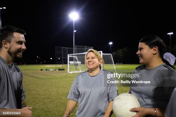 womens soccer cup fans - world cup australia stock pictures, royalty-free photos & images