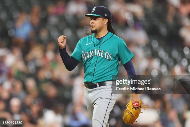 Luis Castillo of the Seattle Mariners reacts against the Chicago White Sox during the fourth inning at Guaranteed Rate Field on August 21, 2023 in...