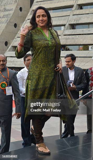 1,292 Hema Malini Photos and Premium High Res Pictures - Getty Images 1,292 Hema Malini Photos and Premium High Res Pictures - Getty Images