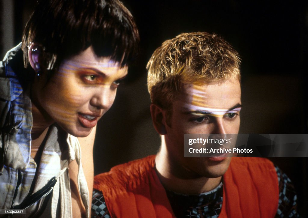 Angelina Jolie And Jonny Lee Miller In 'Hackers'