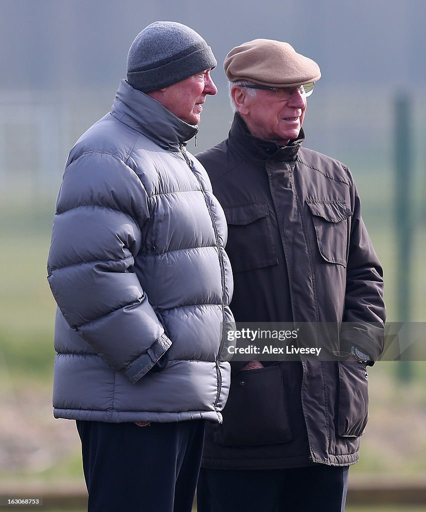 Manchester United Training & Press Conference