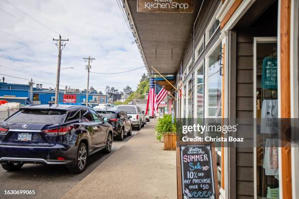 newport waterfront - newport oregon usa stock pictures, royalty-free photos & images