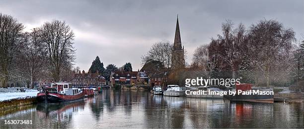 winter on the thames - abingdon england stock pictures, royalty-free photos & images