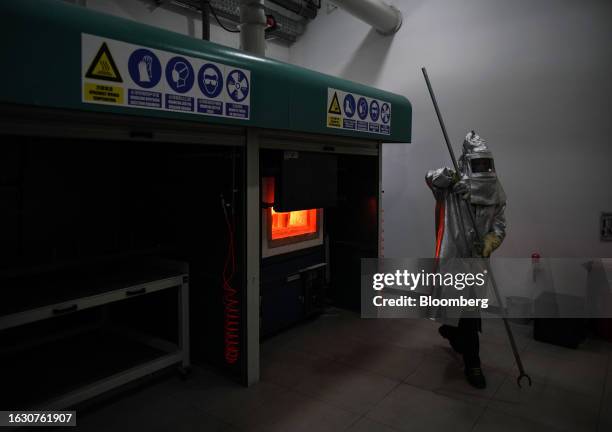 Fire Assay Sample Box 268 Lab Assay Stock Photos, High-Res Pictures, and Images - Getty Images